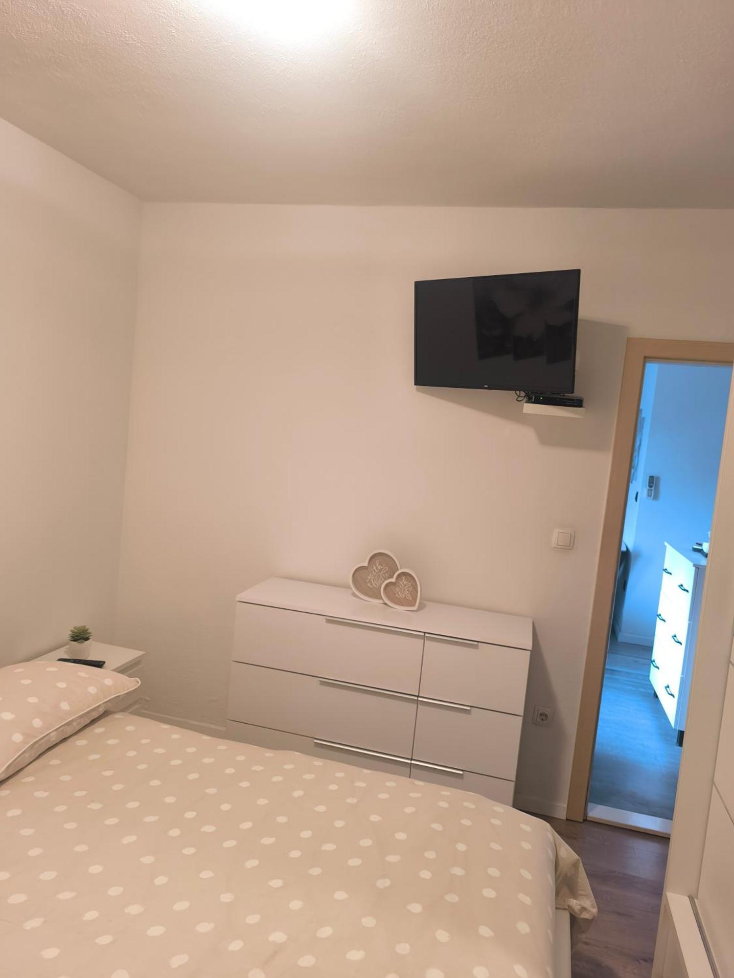 Apartman Rex Svinisce Chambre photo