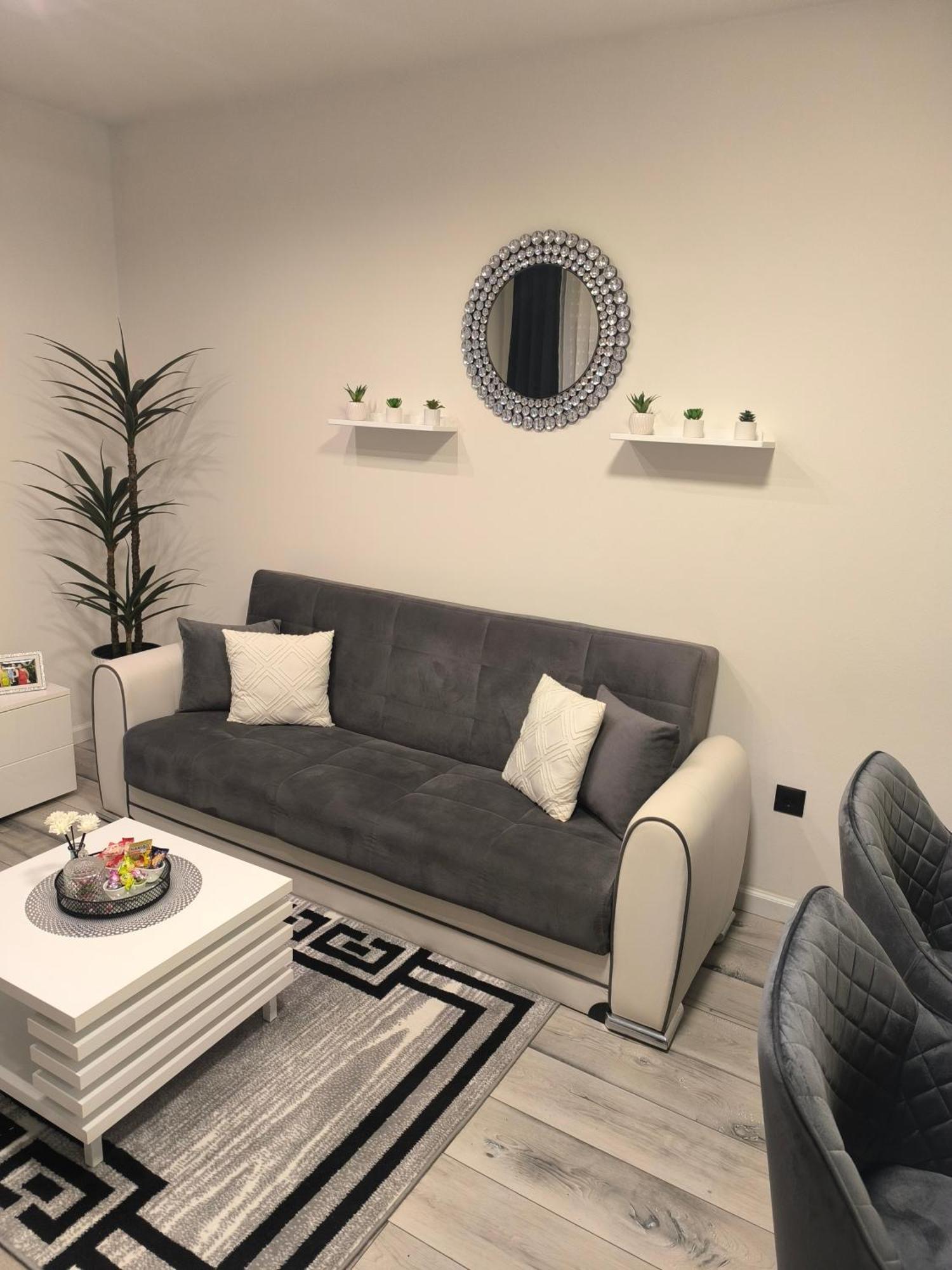 Apartman Rex Svinisce Extérieur photo